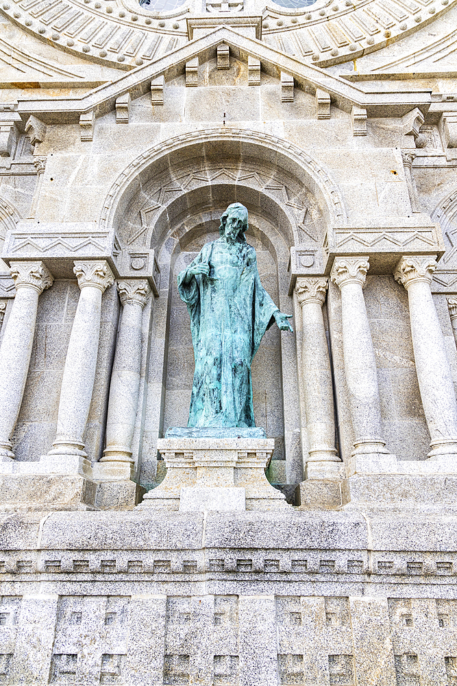 Europe, Portugal, Viana do Castelo. Statue on the Sanctuary of the Sacred Heart on the Monte de Luzia, Mount of Saint Lucy.