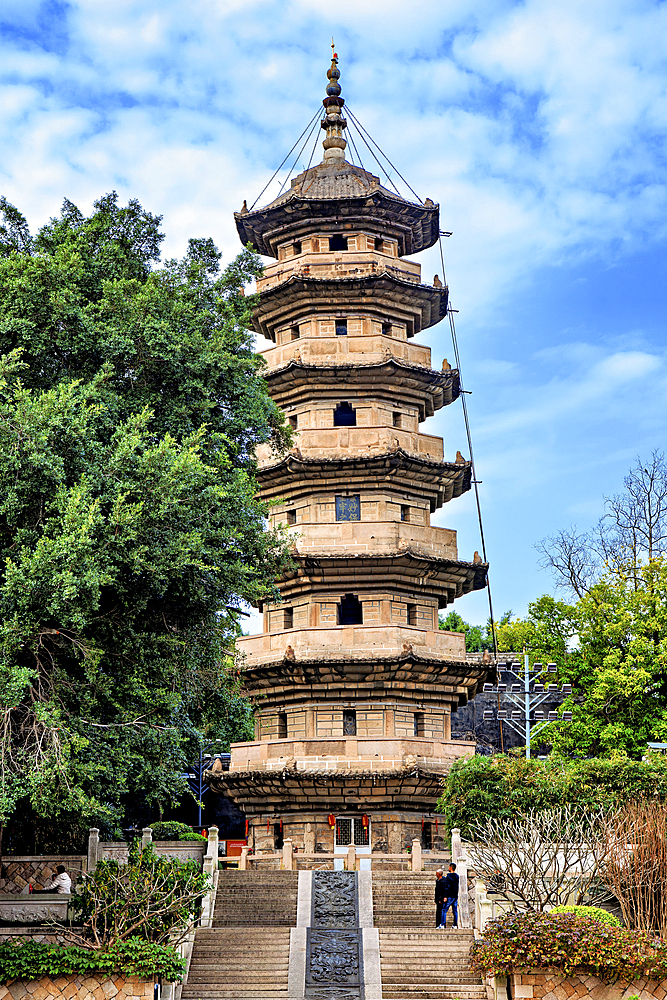 'Wu' (dark) pagoda, Fuzhou, Fujian Province, China. First built 799 AD (rebuilt 941 AD). Note that the pagoda is tilted.