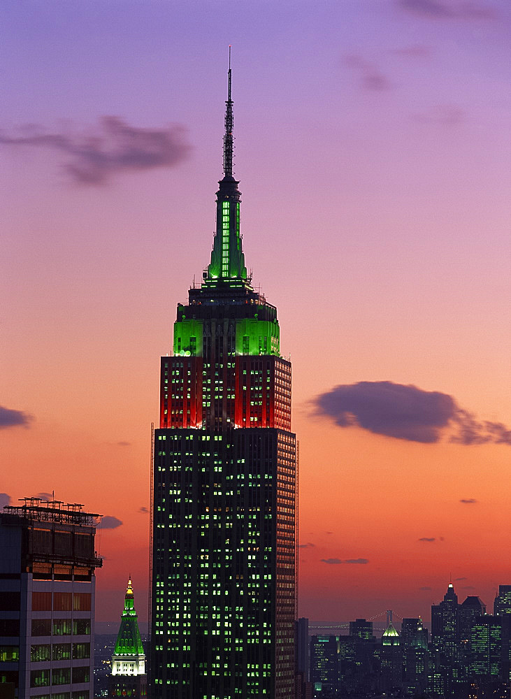 The Empire State Building illuminated at dusk, Manhattan, New York City, United States of America, North America