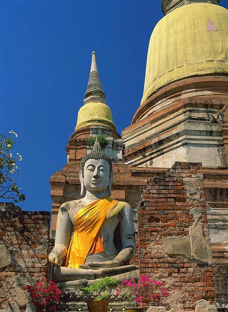 Buddha in lotus position, Wat Yai Chai Monghon, Ayutthaya, UNESCO World Heritage Site, Thailand, Southeast Asia, Asia