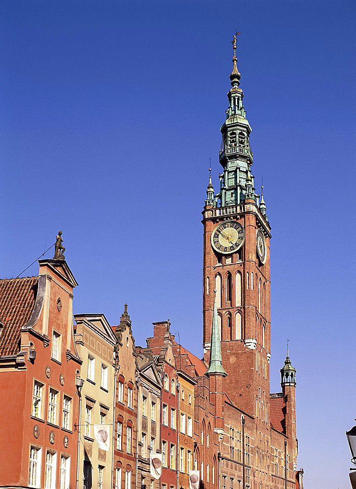 The old town hall and Old Town, Gdansk, Poland, Europe