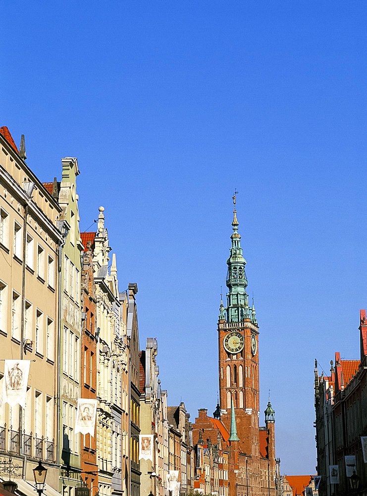 The Old Town Hall and Old Town, Gdansk, Poland, Europe