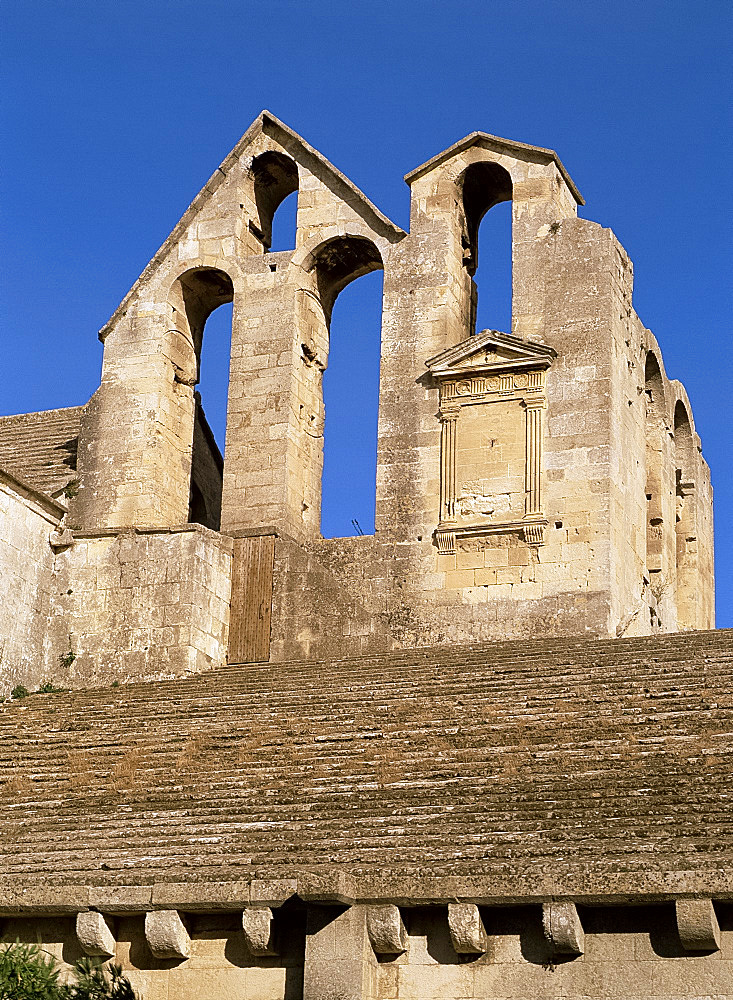 Old windows, Abbay de Montmajour, near Arles, Bouches-du-Rhone, Provence, France, Europe