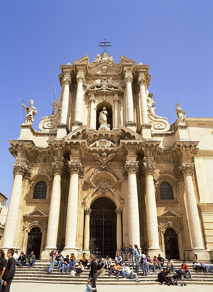 The Baroque facade of the Duomo, Syracuse, Sicily, Italy, Europe