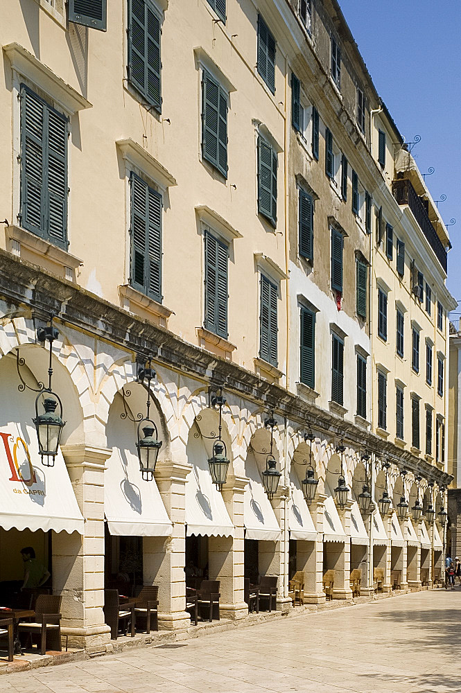 The Liston, an arcaded street with cafes in Corfu Old Town, Corfu, Ionian Islands, Greek Islands, Greece, Europe