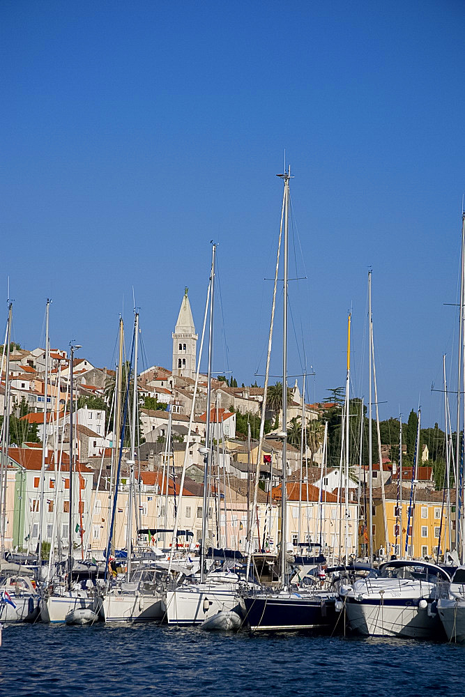 Boats in the harbour in Mali Losinj on the island of Losinj in the Kvarner region, Croatia, Adriatic, Europe