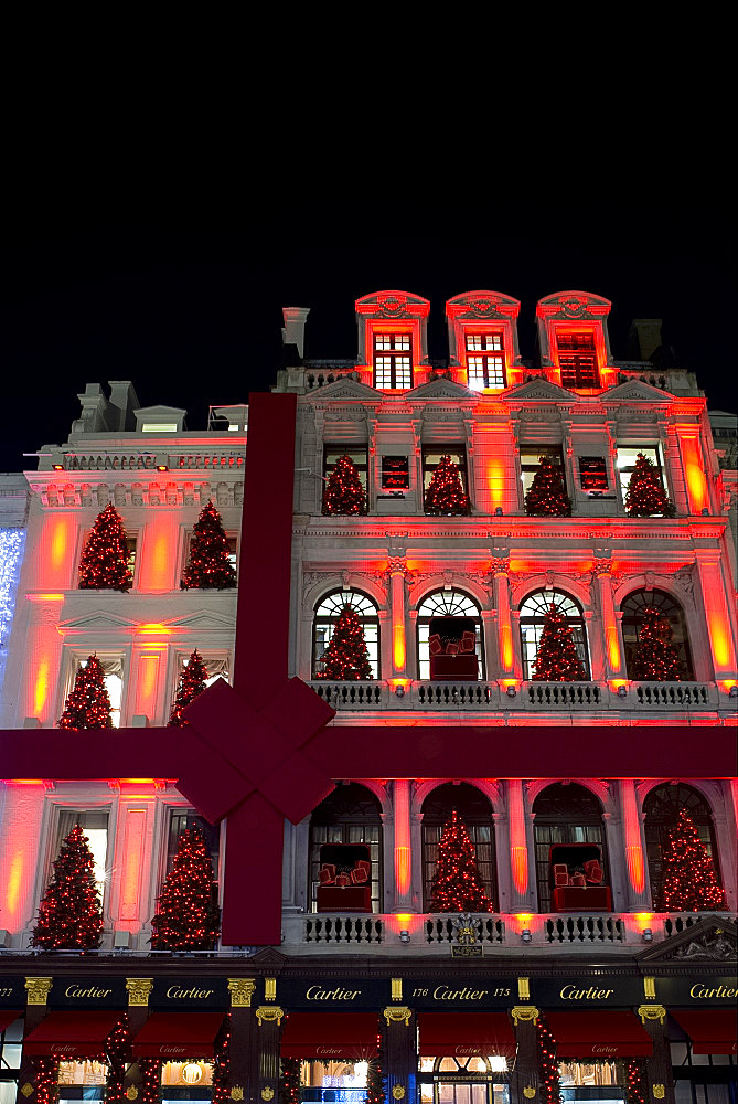 Christmas decorations on the Cartier building on Bond Street, London, England, United Kingdom, Europe