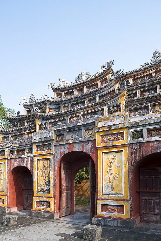 The Chuong Duc Gate in the in the Imperial City, The Citadel, UNESCO World Heritage Site, Hue, Vietnam, Indochina, Southeast Asia, Asia