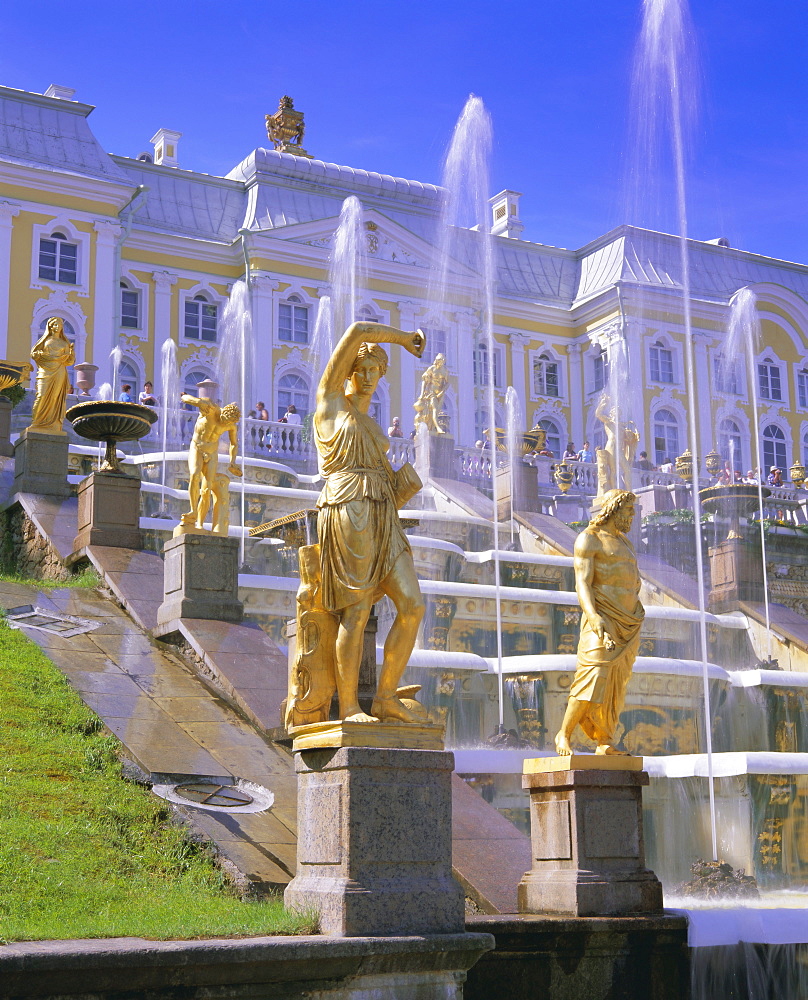 Petrodvorets (Peterhof) (Summer Palace), near St. Petersburg, Russia, Europe