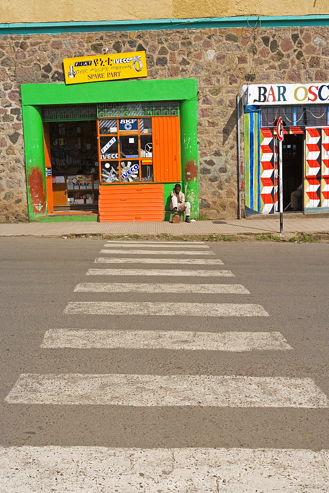 Typical street scene, Gonder, Gonder region, Ethiopia, Africa