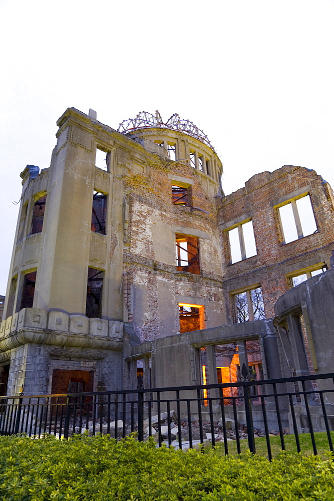 A-Bomb Dome, symbol of the destruction the A-Bomb Dome (Gembaku Domu), UNESCO World Heritage Site, Hiroshima, Honshu, Japan, Asia