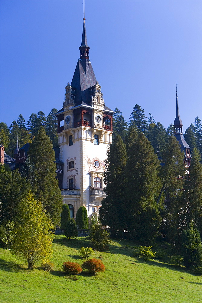 Peles Castle, the Royal Palace, intended as a summer residence by King Carol I, constructed between 1875 and 1914, Sinaia, Carpathian mountains, Transylvania, Romania, Europe