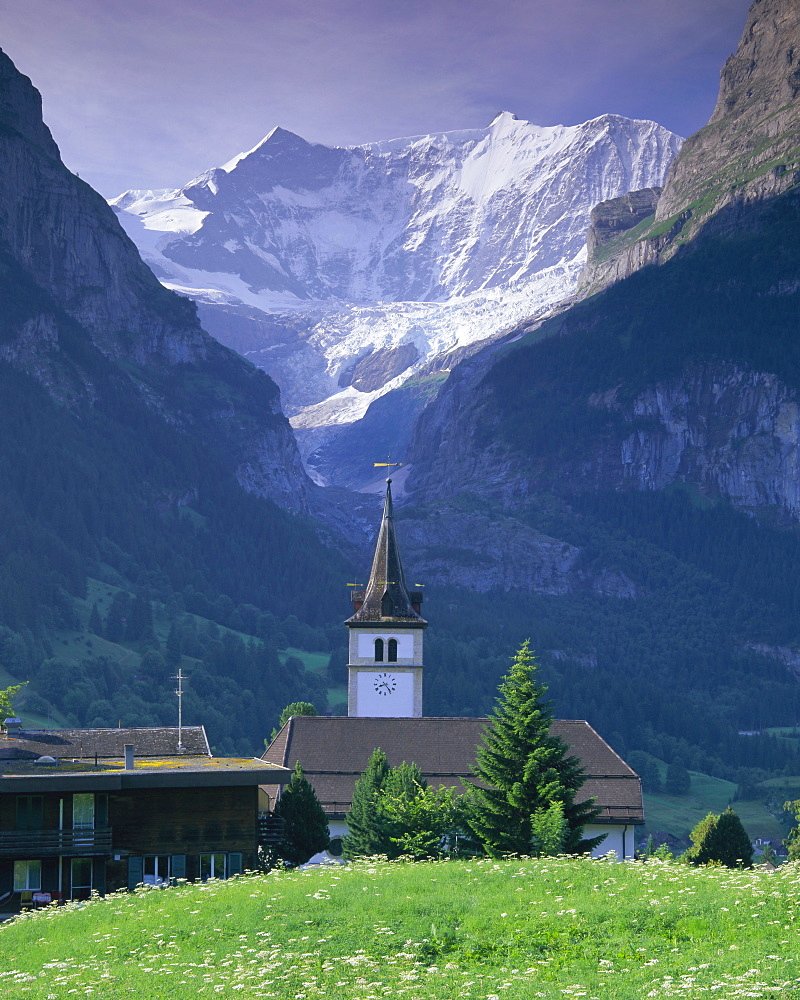 Village church and Oberer Grindelwald Glacier, Grindelwald, Jungfrau Region, Bernese Oberland, Swiss Alps, Switzerland, Europe