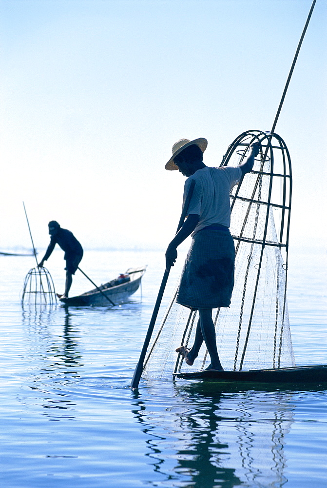 Intha Fisherman, Shan state - Inle Lake, Myanmar (Burma) *** Local Caption ***