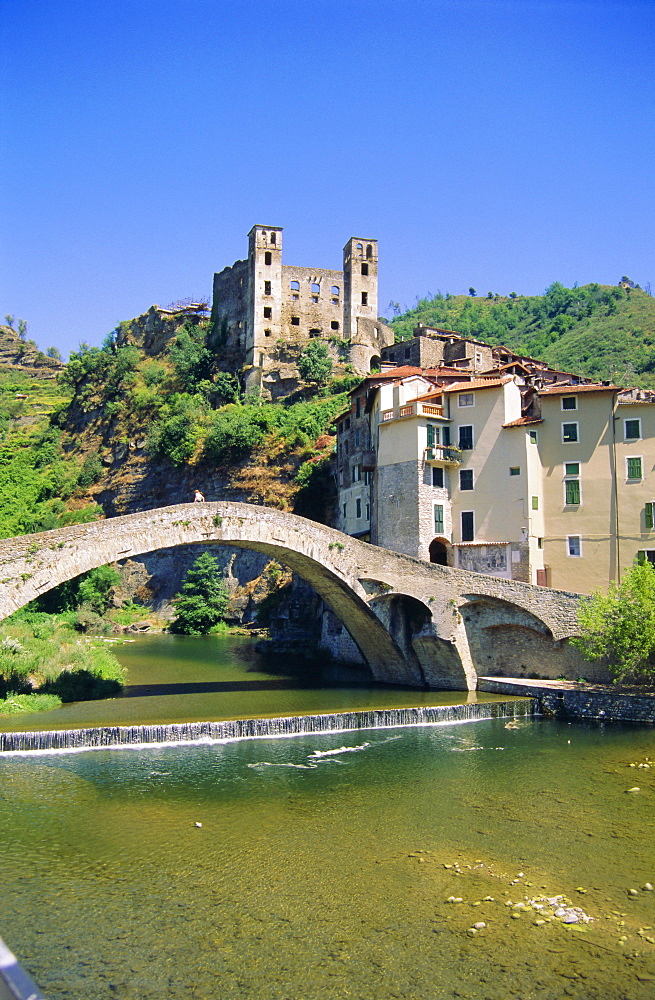 Doria's Castle and medieval bridge across River Nervia, Dolceacqua, Liguria, Italy, Europe