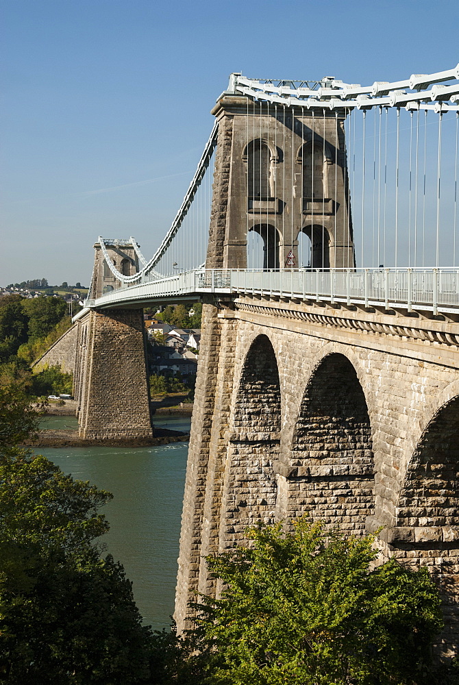 Menai Suspension Bridge, built by Telford 1826, linking Anglesey to Gwynedd mainland, North Wales, United Kingdom, Europe