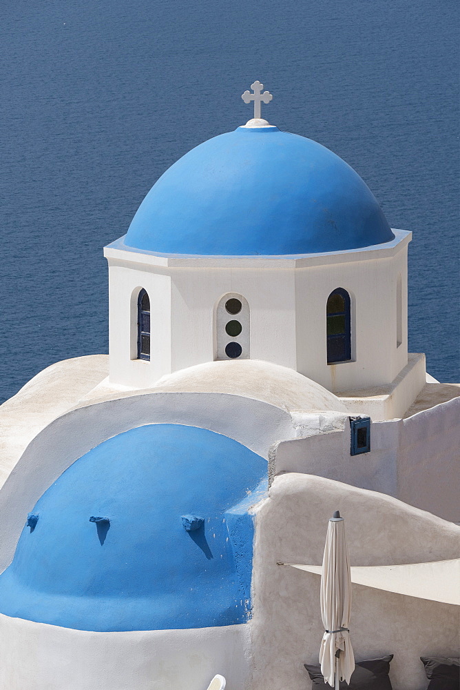 Church at Oia, Santorini, Cyclades, Greek Islands, Greece, Europe