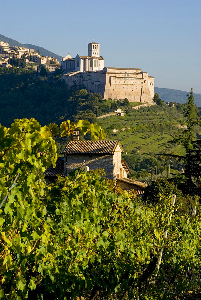 View of Church of San Francesco, Assisi, UNESCO World Heritage Site, Umbria, Italy, Europe