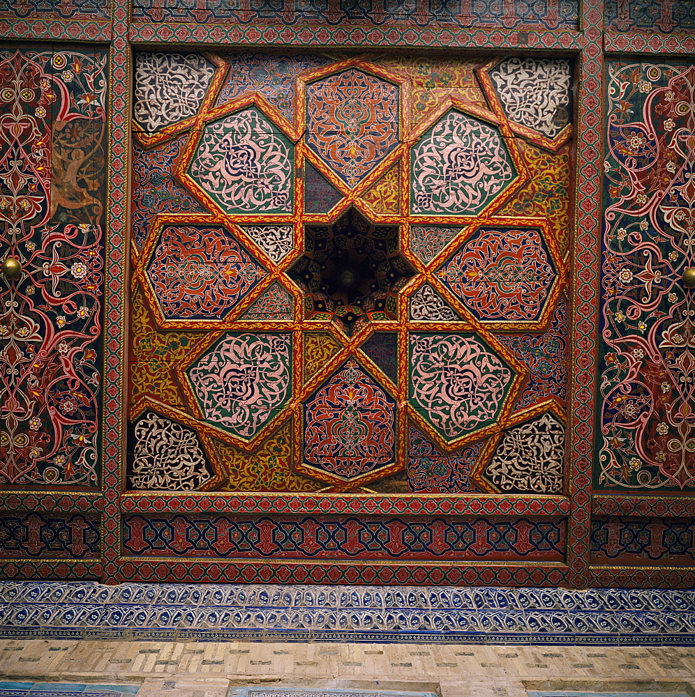 Painted wooden ceiling, Tash-Khaili Palace, Khiva, Uzbekistan, C.I.S., Central Asia, Asia