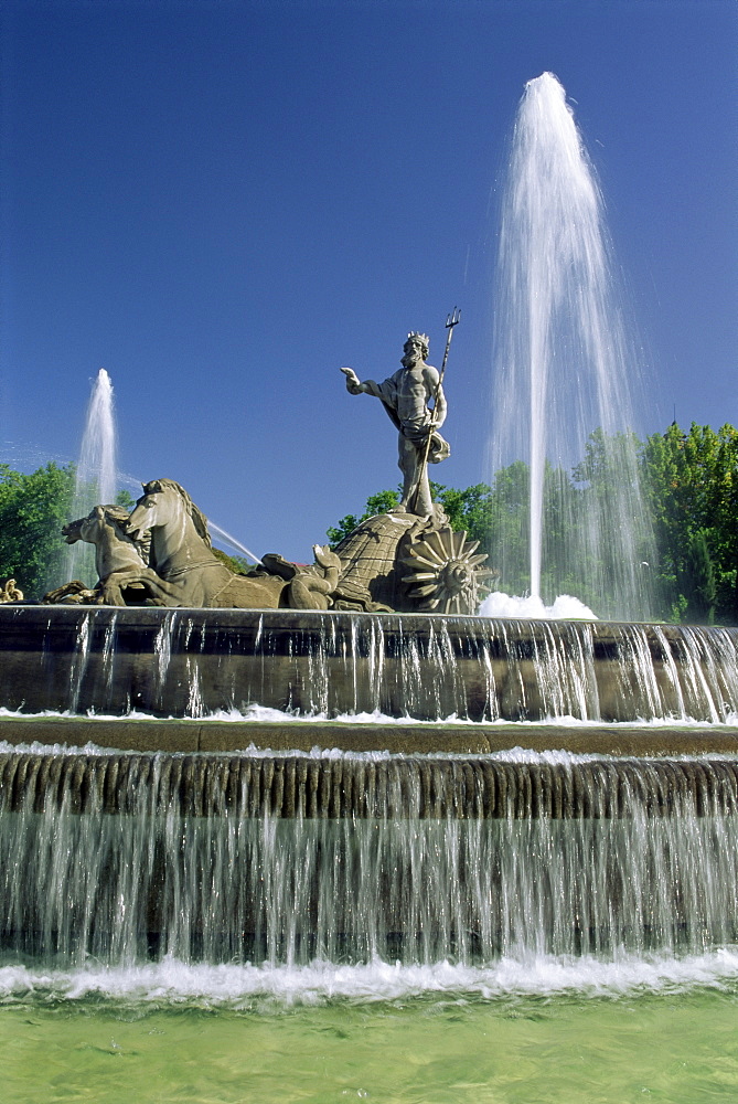 Neptune fountain, near Prado, Madrid, Spain, Europe