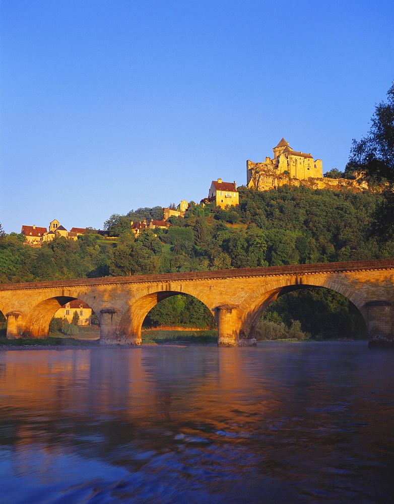 Chateau de Castelnaud and Castelnaud Bridge, Castelnaud la Chapelle, Dordorgne, France