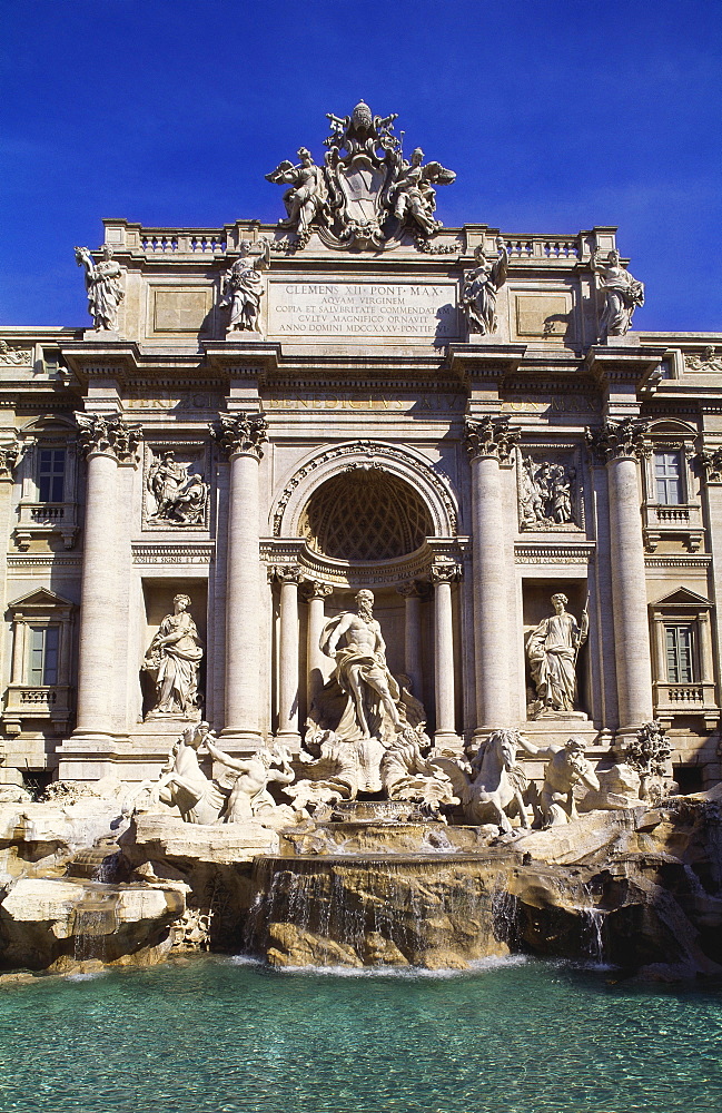 Trevi Fountain, Rome, Italy