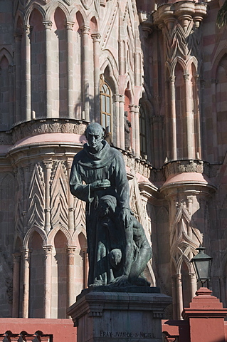 La Parroquia, church notable for its fantastic Neo-Gothic exterior, San Miguel de Allende (San Miguel), Guanajuato State, Mexico, North America