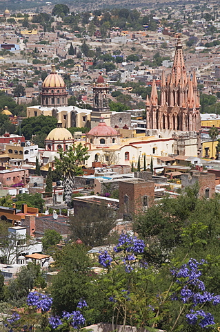 View from the Mirador over the church La Parroquia, San Miguel de Allende (San Miguel), Guanajuato State, Mexico, North America