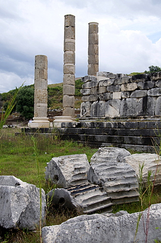 TheTemple of Leto at the Lycian site of Letoon, UNESCO World Heritage Site, Antalya Province, Anatolia, Turkey, Asia Minor, Eurasia