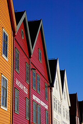 Traditional wooden Hanseatic merchants buildings of the Bryggen, UNESCO World Heritage Site, Bergen, Hordaland, Norway, Scandinavia, Europe