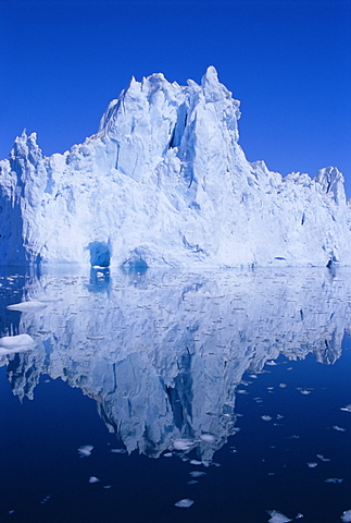 Icebergs from the icefjord, Ilulissat, Disko Bay, Greenland, Polar Regions