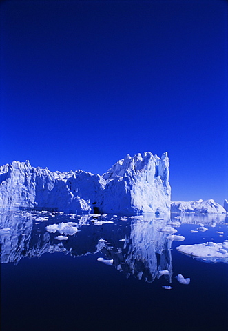 Icebergs from the icefjord, Ilulissat, Disko Bay, Greenland, Polar Regions