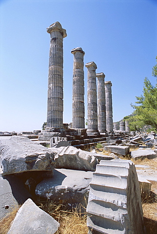 Ruins of the Temple of Athena, archaeological site, Priene, Anatolia, Turkey, Asia Minor, Asia