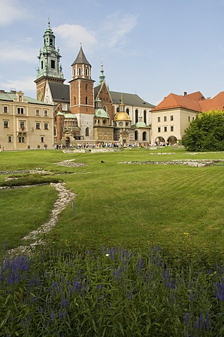 Wawel Catherdral, Royal Castle area, Krakow (Cracow), UNESCO World Heritage Site, Poland, Europe