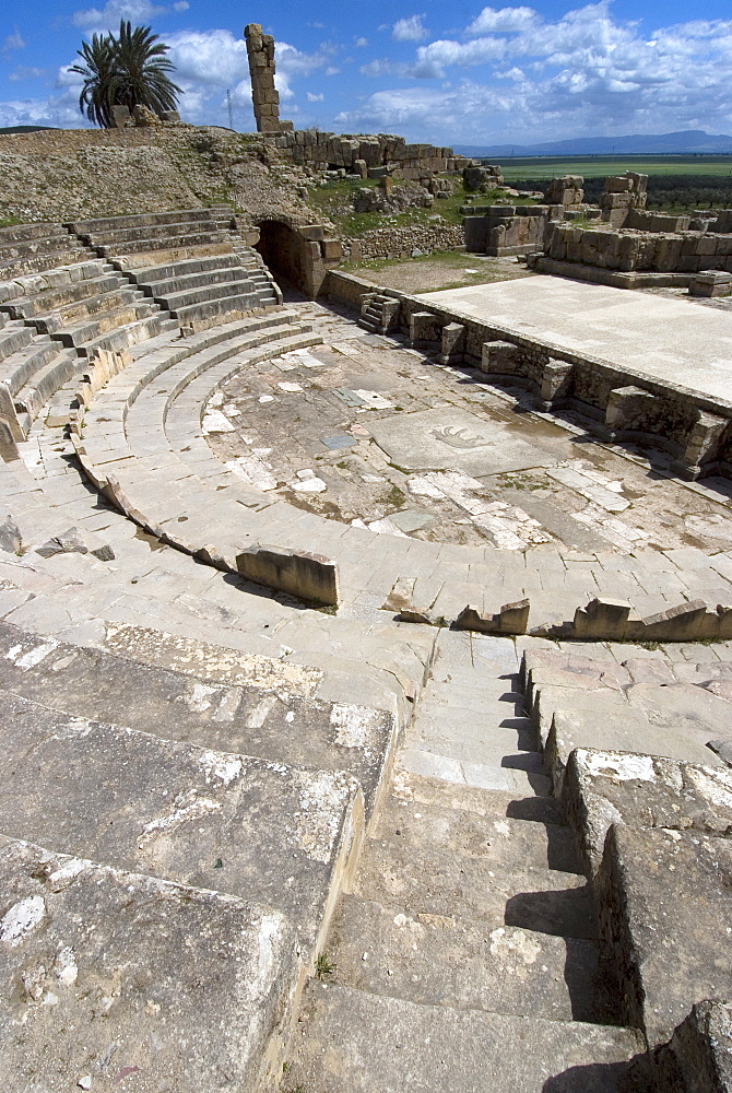 Theatre, Roman ruin of Bulla Regia, Tunisia, North Africa, Africa