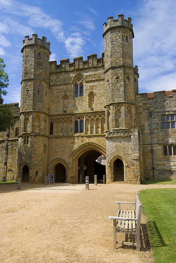 Main entrance and Gatehouse, Battle Abbey, Battle, Sussex, England, United Kingdom, Europe