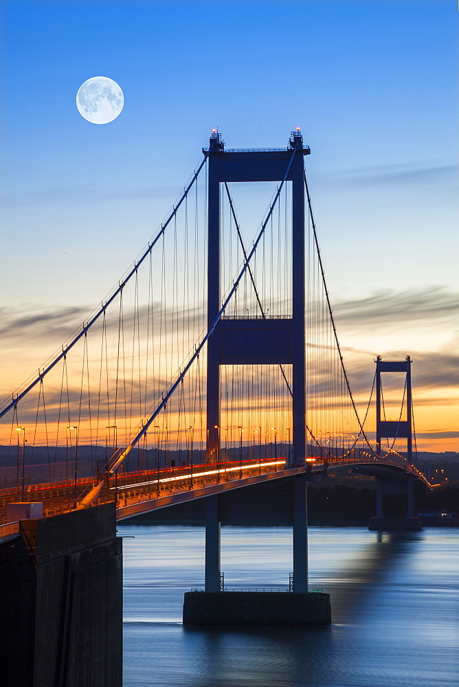 Old (First) Severn Bridge, Avon, England, United Kingdom, Europe