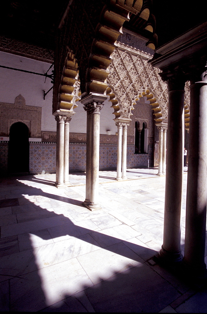 Spain, Andaloucia, Sevilla, Real Alcazar, The Almohade Style Rooms & Patios Built By Pedro The First From 1362, Patio De Las Doncellas