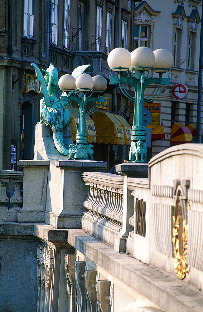 Slovenia, Ljubljana (Lubiana), The Flying Lizards Bridge