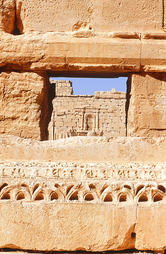 Syria, Palmyra Oasis, The Temple Of Bel Consecrated In 32 Ad, View Of The Temple Yard Through A Sanctuary Gate