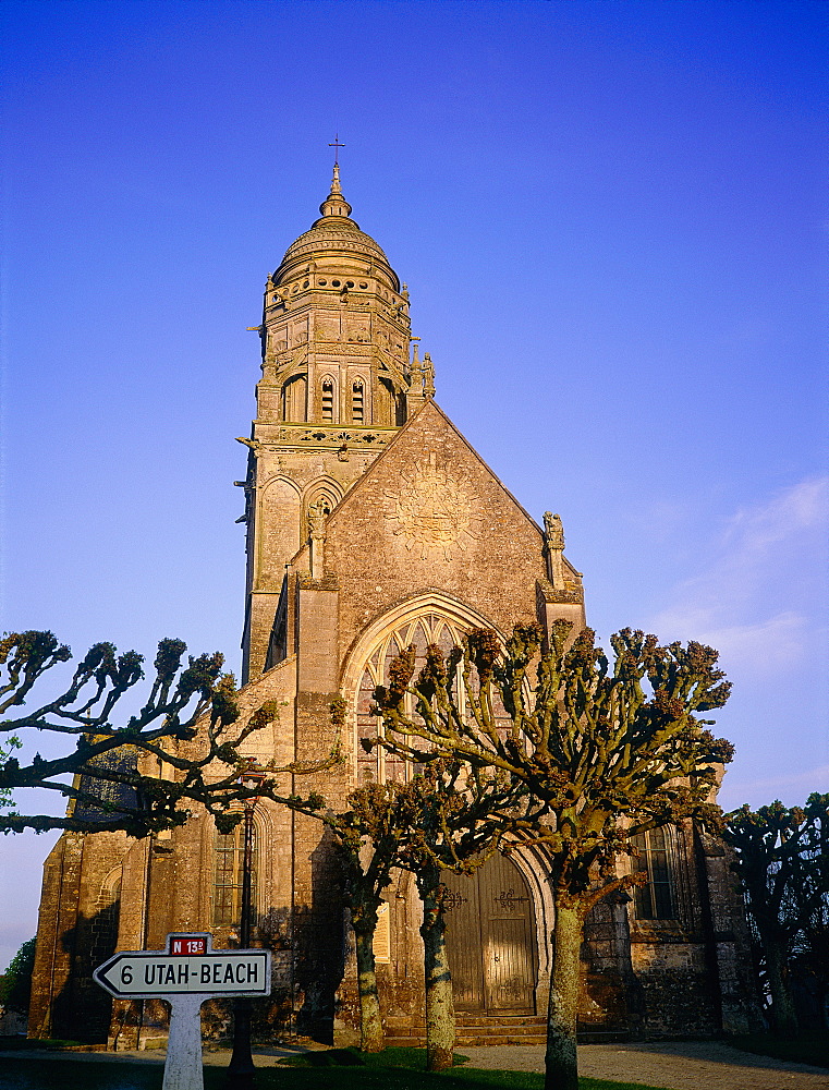 France, Normandy, Manche (50), Saintemariedumont, The Church And Road Signpost To Utah Beach