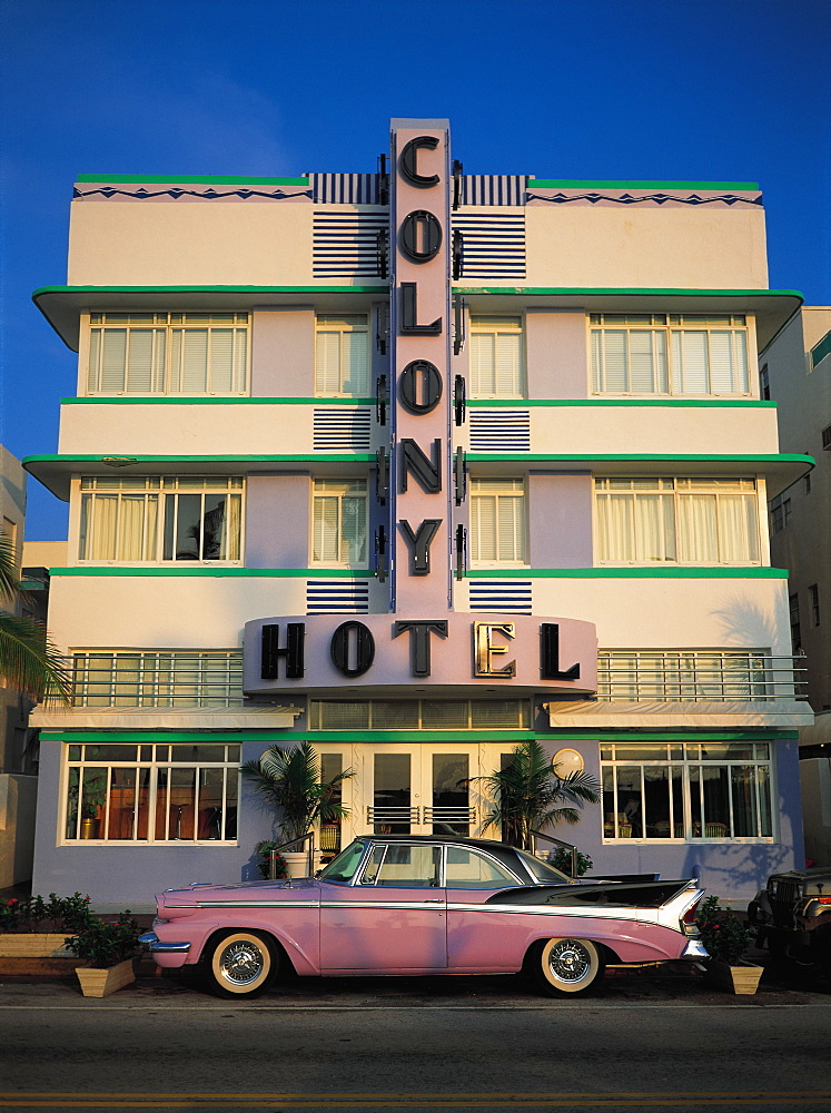 Colony Hotel And Vintage Car, Miami Beach, Florida, Usa 