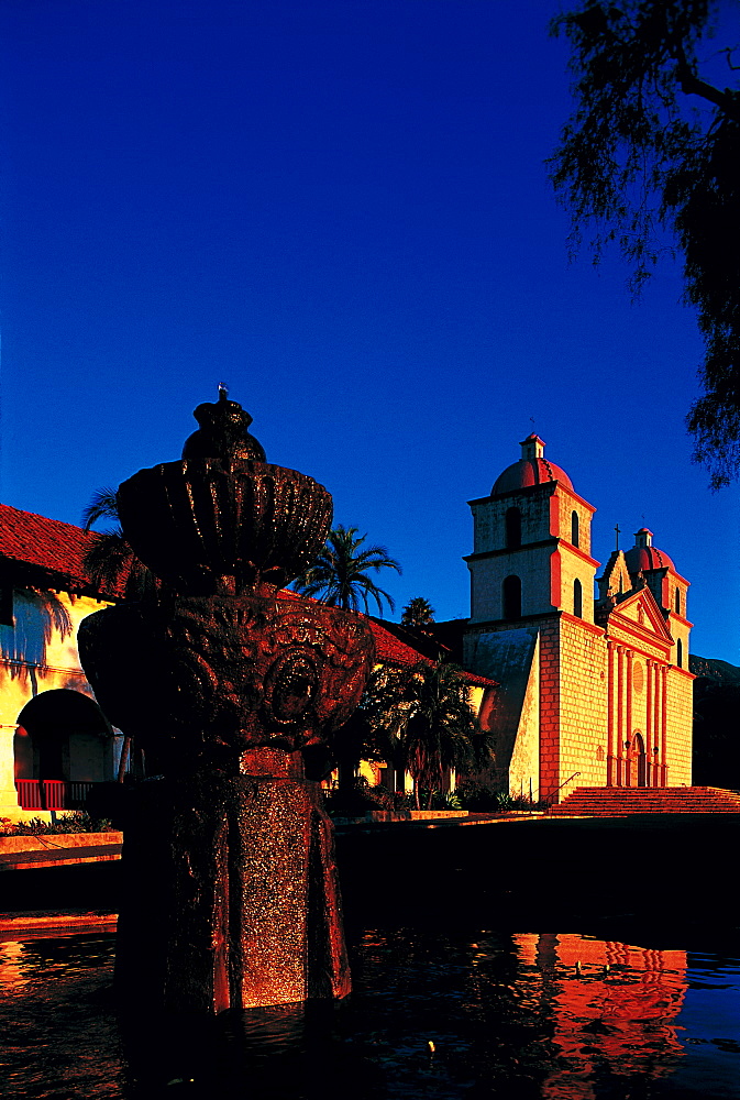 Spanish Mission, Santa Barbara, California, Usa