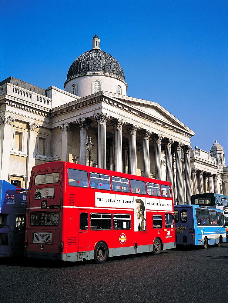 UK, London, Trafalgar Sq, National Gallery