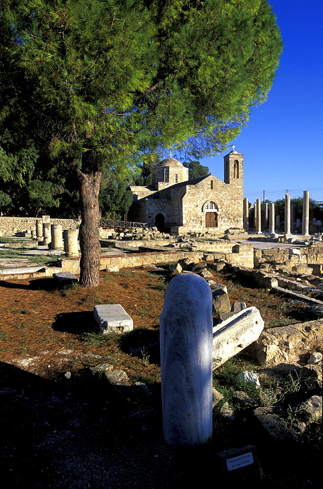 Cyprus, City Of Paphos, The Panayia Chrysopolitissa Church And The Early Christian Basilica Ruins, The St Paul Column