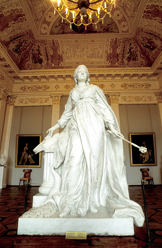 Russia, St-Petersburg, Russian Museum Settled In Michaelovsky Palace, Statue Of Catherine