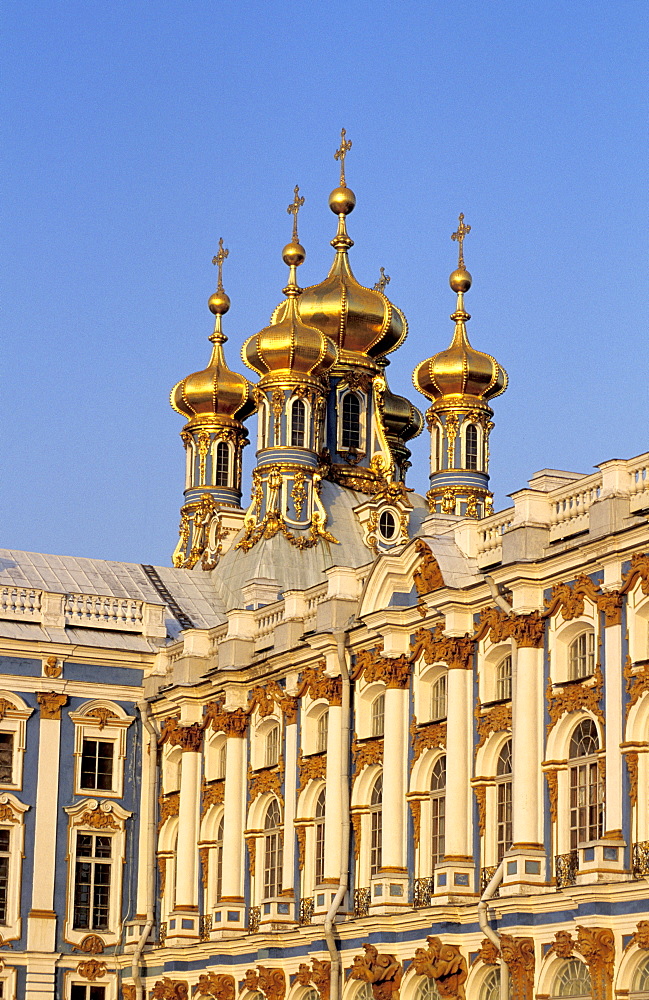 Russia, St-Petersburg, Tsarskoie Selo (Pushkin), Catherine Palace In Ner Yard Facade With Golden Belfries Church 