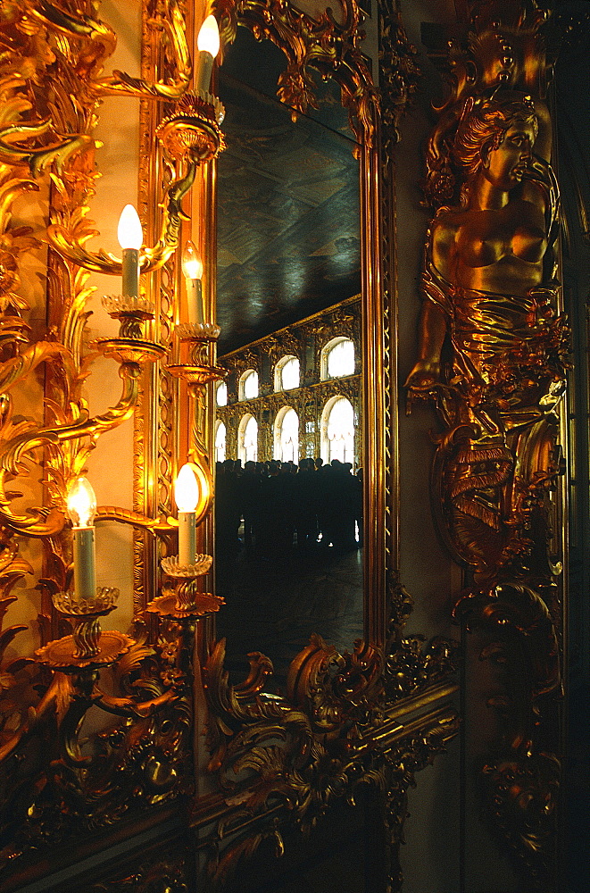 Russia, St-Petersburg, Tsarskoie Selo (Pushkin), Catherine Ii Palace, Reflections In A Mirror In The Great Ballroom