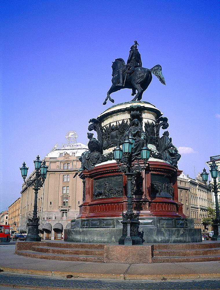 Russia, St-Petersburg, The Tsar Nicholas Ii Monument, Hotel Astoria At Back