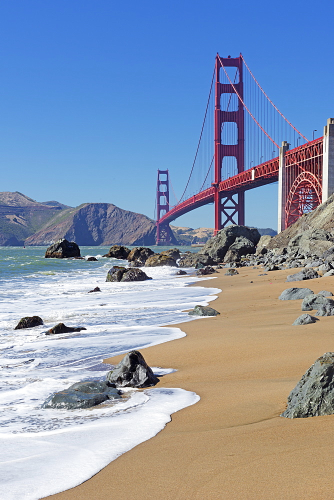 Golden Gate Bridge, San Francisco, California, United States of America, North America